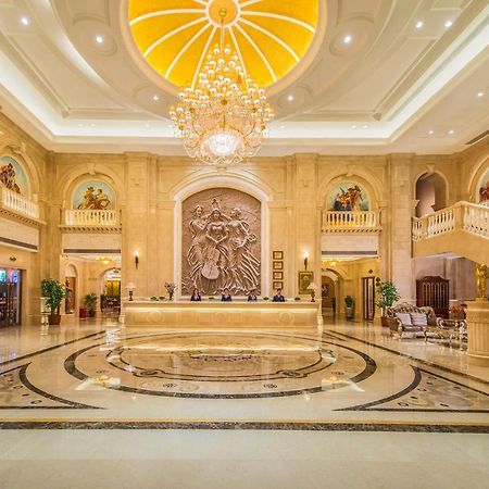 שנג'ן Vienna Hotel Longgang Nanlian מראה חיצוני תמונה