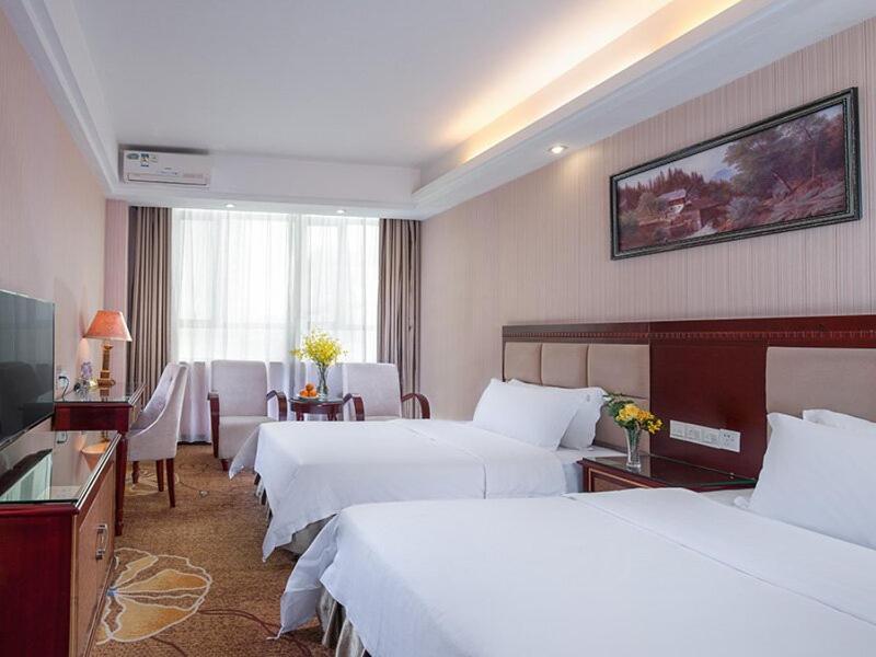 שנג'ן Vienna Hotel Longgang Nanlian מראה חיצוני תמונה
